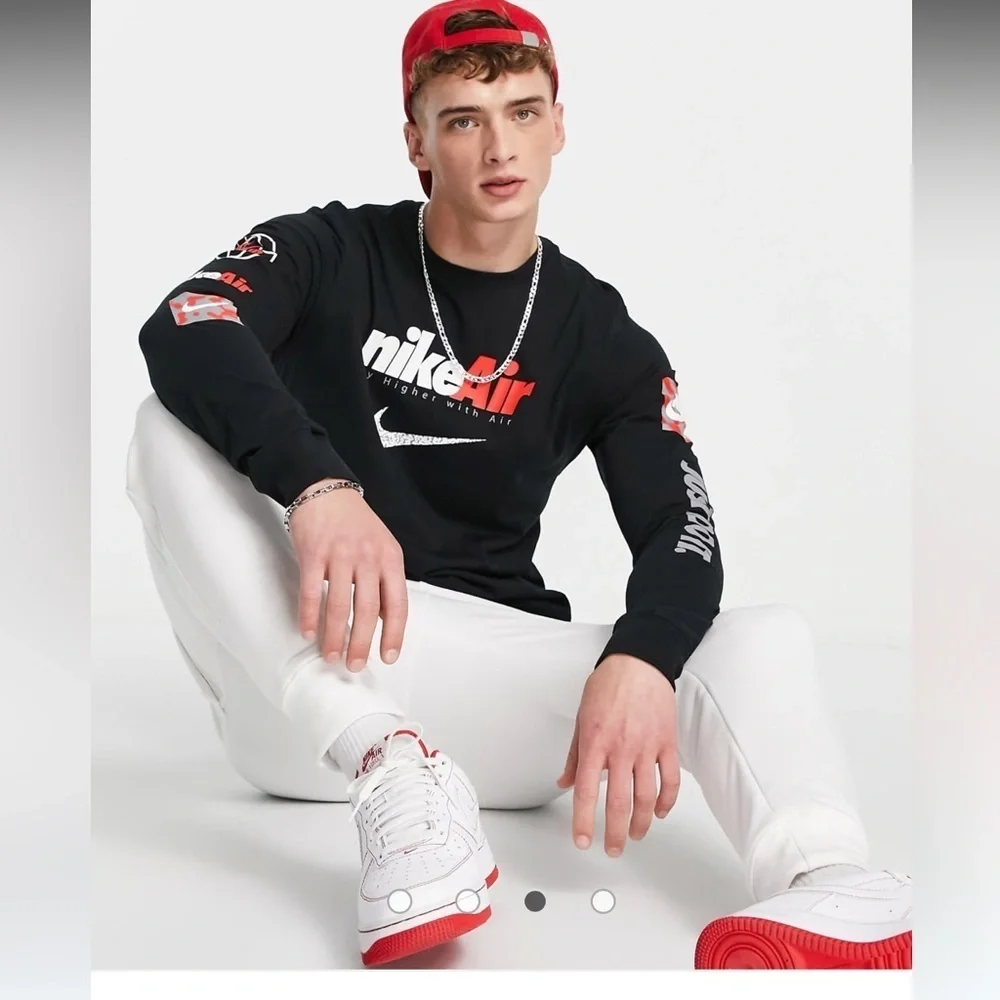 Nike Air Black and Red Long Sleeve Tee perfect condition